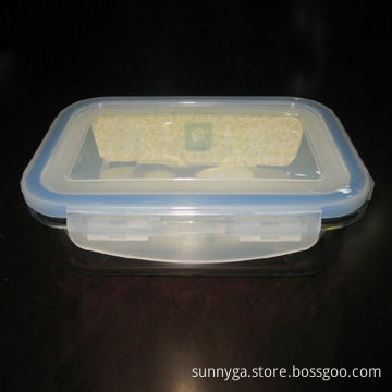 Microwave Safety 0.33L Square Glass Container, Measuring 13.1 x 9.8 x 4.6cm